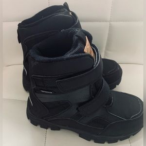 👦 Brand New Authentic Kuling Waterproof boots